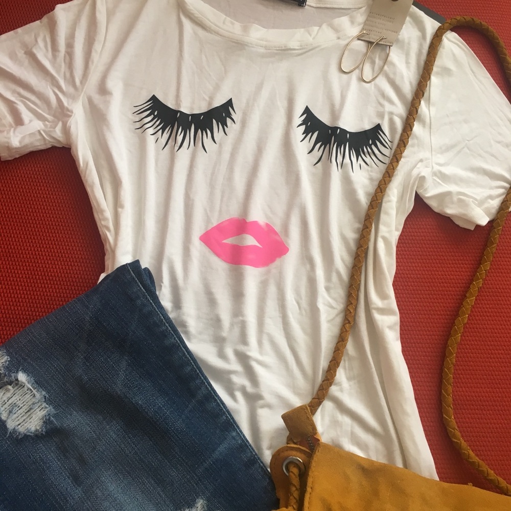 Designer tee - Picture 3 of 4